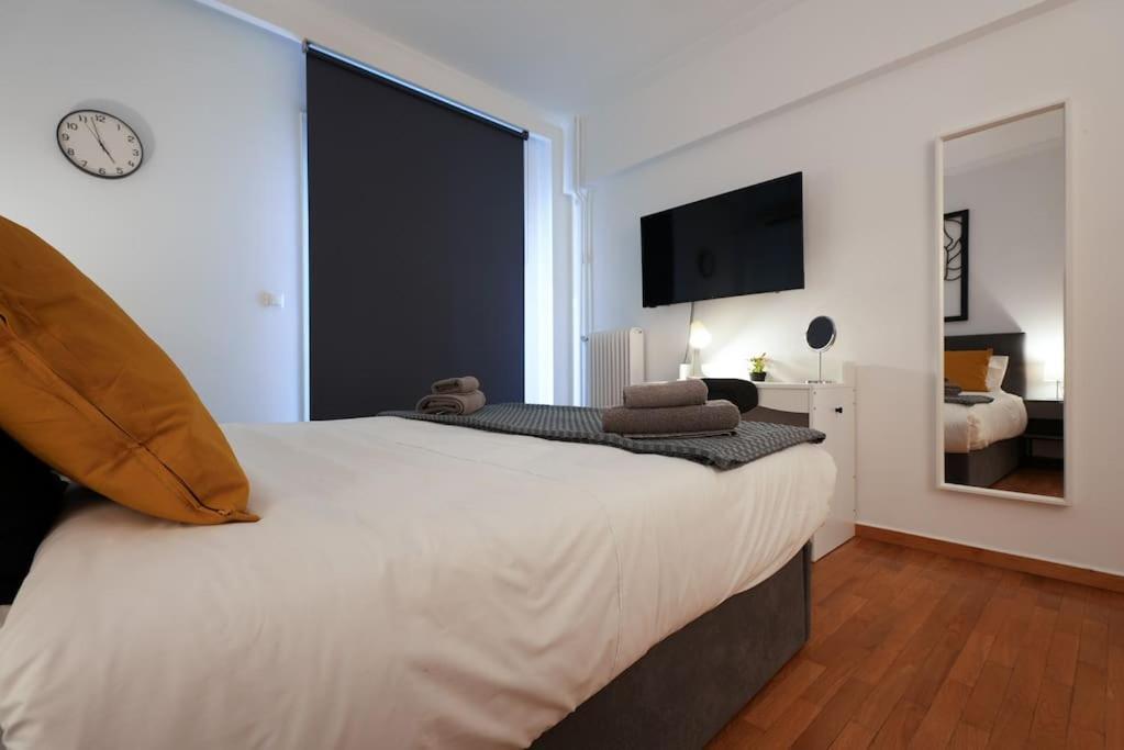 Syntagma Square, 70Sqm Pentelis Sunny Apartment Атина Екстериор снимка