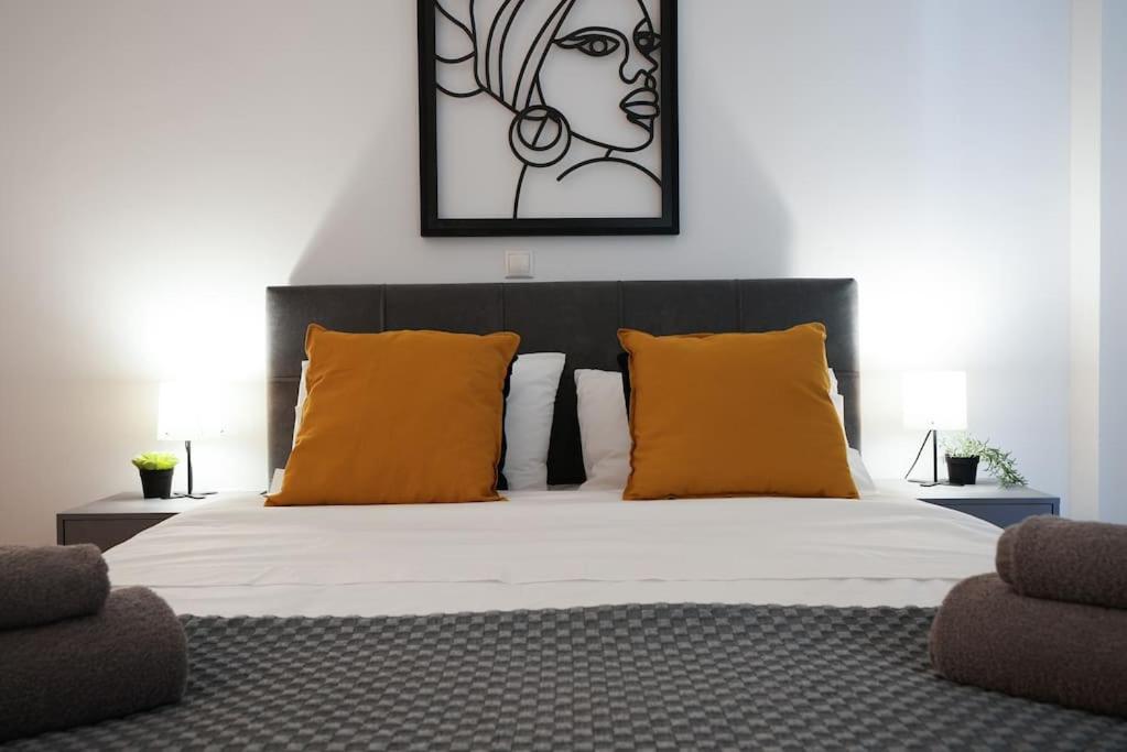 Syntagma Square, 70Sqm Pentelis Sunny Apartment Атина Екстериор снимка