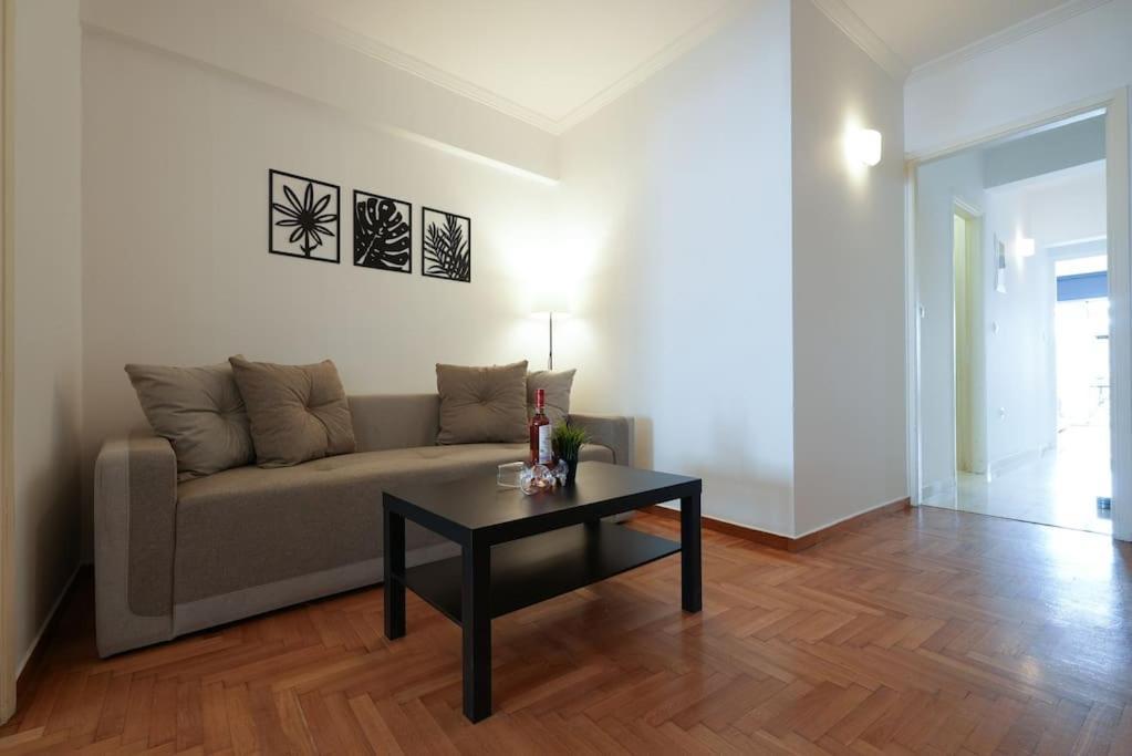 Syntagma Square, 70Sqm Pentelis Sunny Apartment Атина Екстериор снимка