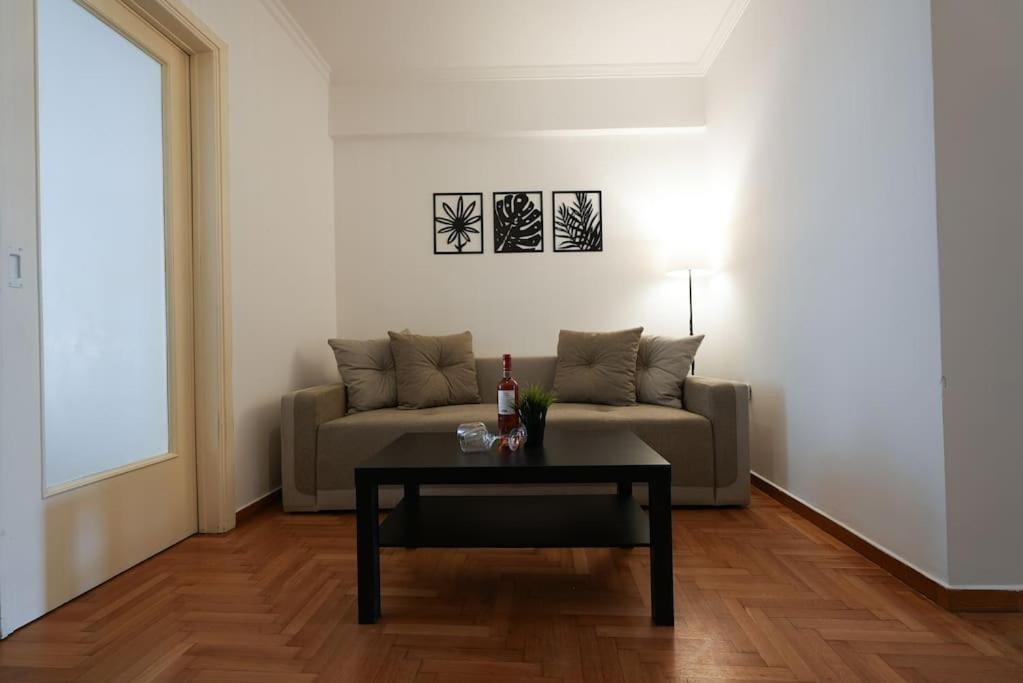 Syntagma Square, 70Sqm Pentelis Sunny Apartment Атина Екстериор снимка