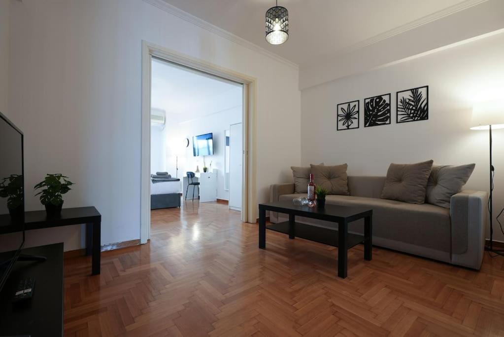 Syntagma Square, 70Sqm Pentelis Sunny Apartment Атина Екстериор снимка